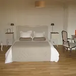 L'amphitheatre 3* Ним