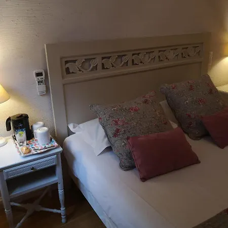 De L'amphitheatre Hotel 3*