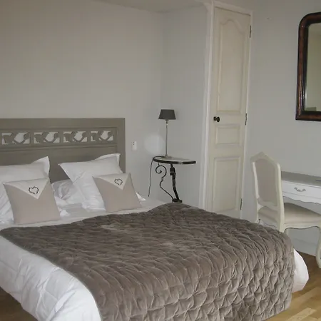 Hotell De L'amphitheatre Nîmes