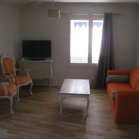 De L'amphitheatre Hotel 3*