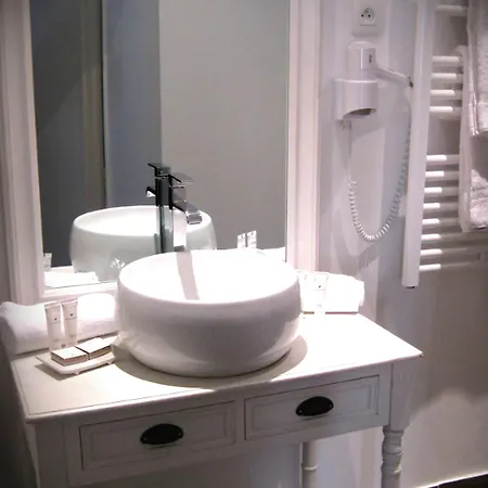 De L'amphitheatre 3* Nîmes