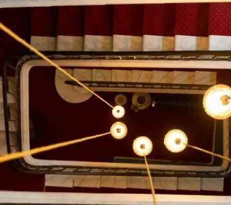 L'amphitheatre Hotel 3*