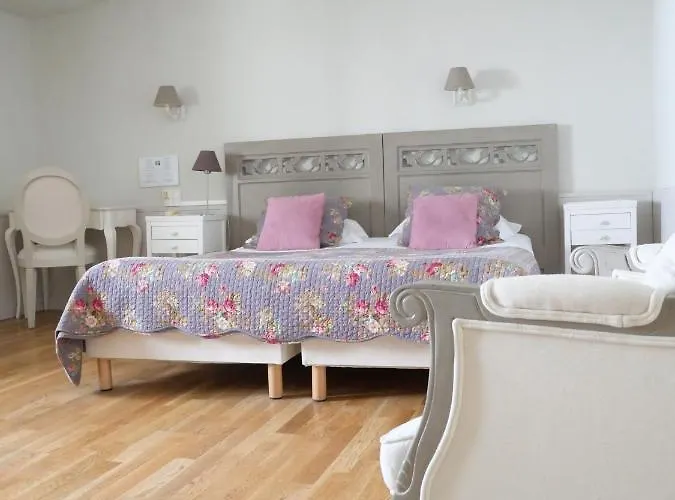 De L'amphitheatre 3*